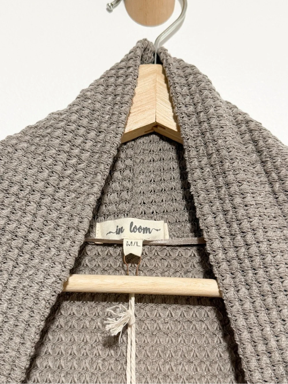 NWT In Loom Open Front Round Shaped Waffle Knit Cardigan Size M/L Taupe